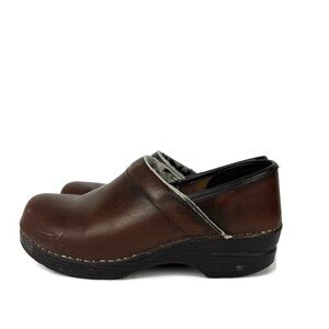 Dansko Slip On Leather Work Shoe Mule Clogs in Brown/Black